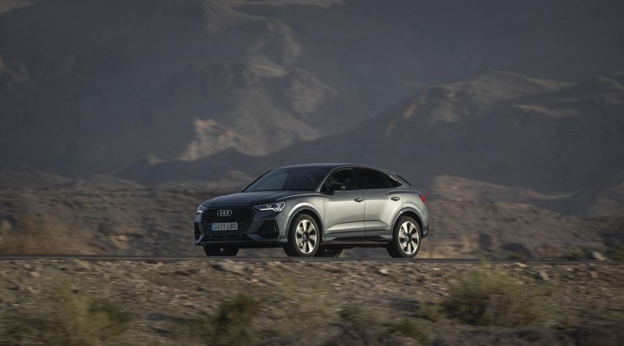  Audi Q3 Sportback 35 TDI S-Line 2019 года  (WW) (фото 1 из 7)
